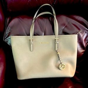 Michael Kors medium tote